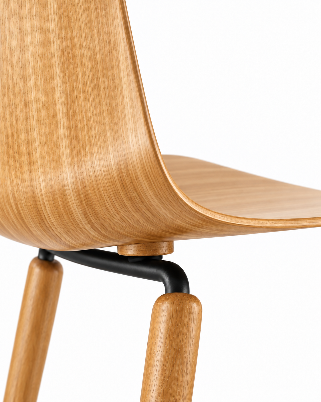 VENEER NATURAL WOOD DINING CHAIR detail