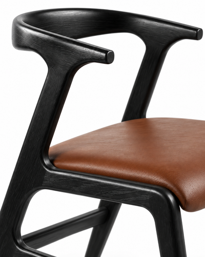 TRACE DINING CHAIR WITH ARMRESTS